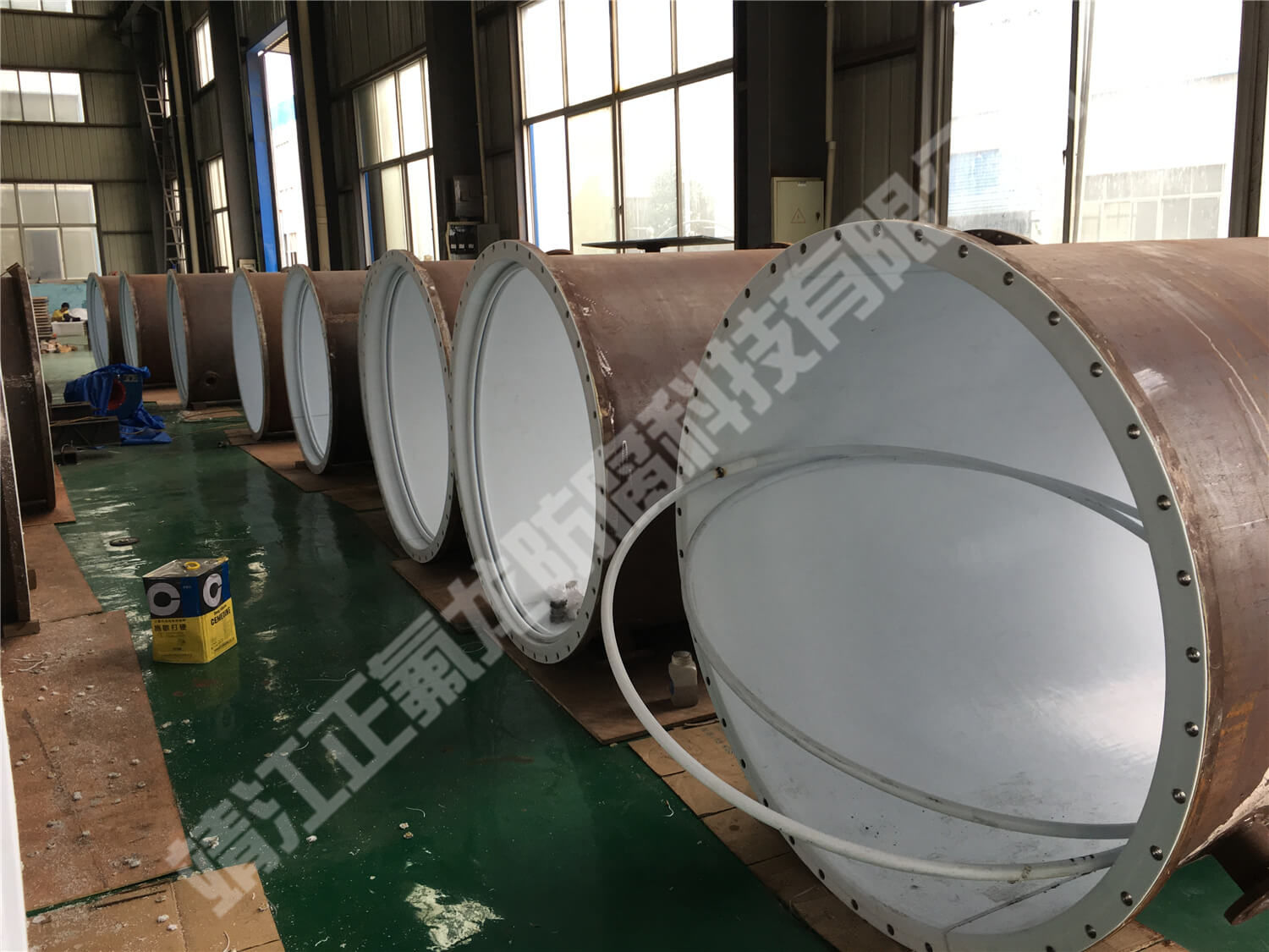 內(nèi)襯聚四氟乙烯（PTFE）大型設(shè)備